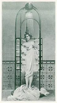 PARISIENNE IN SHOWER