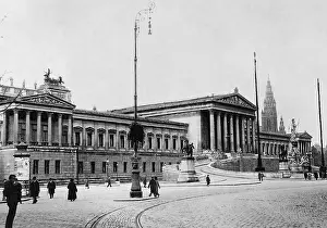 Pallas: Parliament in Vienna, 1928