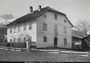Parochial: Parochial house in Mutters