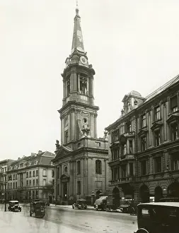 Parking: The Parochialkirche in Berlin, 1930