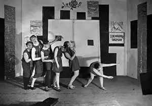 Parody: Parody of the expressive dance, 1926