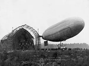 Stability: The Parseval in front its new hangar in Johannisthal, 1910