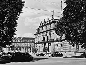 Classicism: Partial view of the New Castle in Stuttgart, 1939