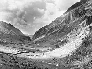 Glyder: PASS OF LLANBERIS