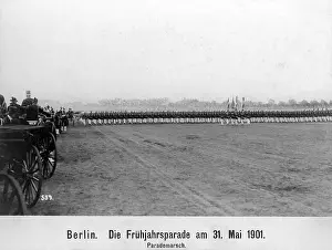 Templehof: Pass in review, 1901