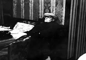 Protects: Passenger in the airship Graf Zeppelin