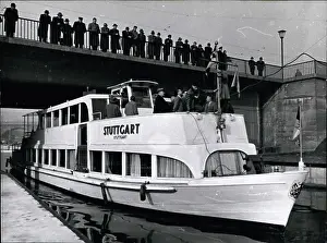 Neckar: Passenger boat, the Stuttgart, Neckar lock