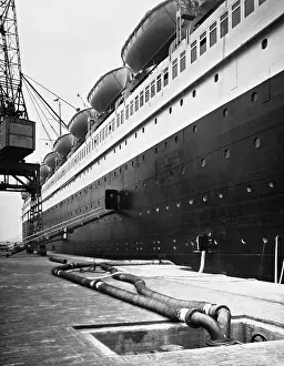 Hapag: Passenger steamer in Bremerhaven, 1929