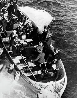 Lifeboat: Passengers of the Asama Maru, 1940