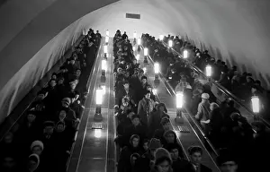 Conveys: Passengers of Moscow Metro, 1965