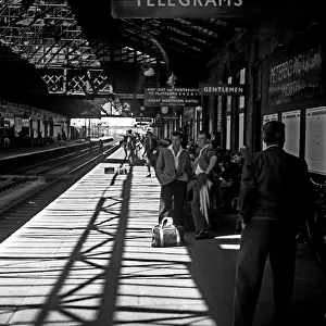 Peterborough: Passengers on platform, Peterborough North station