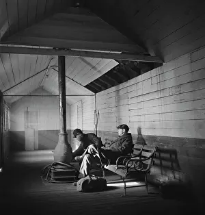 Subway: Passengers waiting at a railroad station for
