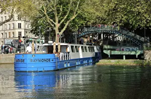 Canaux: Passerelle de la Grange-aux-Belles, Canal Saint-Martin