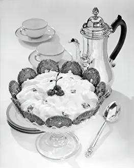 Frt001: Pastry Dessert Cherries Retro