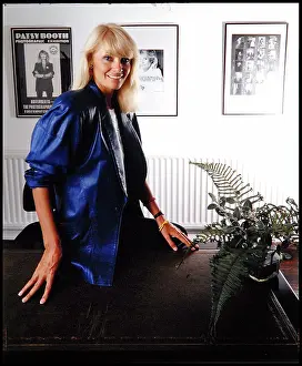 Lowe: Pat Booth, Lady Lowe - Model and photographer