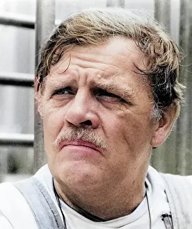 Hinkle: Pat Hinkle - actor