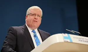 Mcloughlin: Patrick Mcloughlin