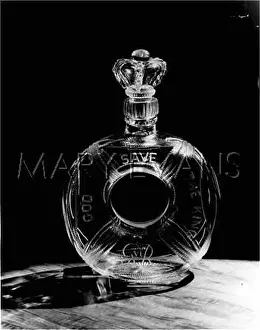 Aftershave: PATRIOTIC PERFUME BOTTLE