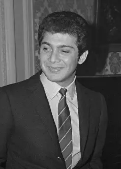 Anka: Paul Anka - popular singer