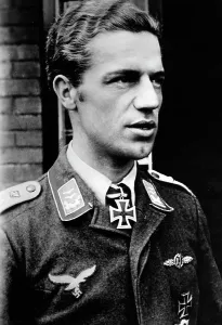Earlier: Paul Gildner, 1943