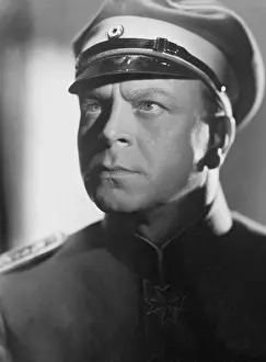Merite: Paul Hartmann in Pour le Merite, 1938