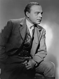 Gustaf: Paul Hartmann in The step astray the path, 1939