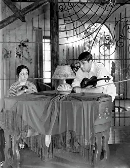 Muni: Paul Muni - Actor - Hollywood - Historical