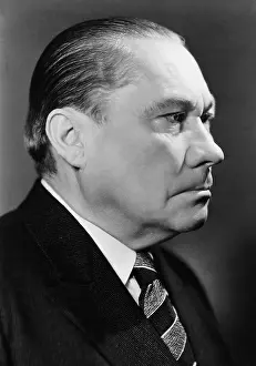 Millions: Paul Wegener in Inge and the millions, 1933