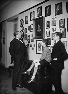 Wegener: Paul Wegener with his sons, 1927
