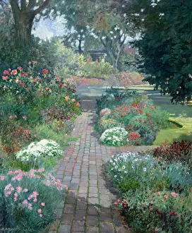Tidy: Paved Garden with Path to Distance