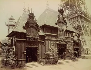 Nicaragua: Pavilion of Nicaragua and base of the Eiffel Tower, Paris Ex