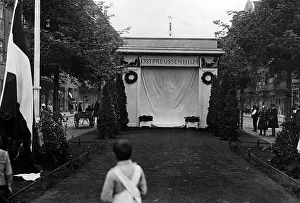 Pavillion: Pavillion with the Iron Door, 1915