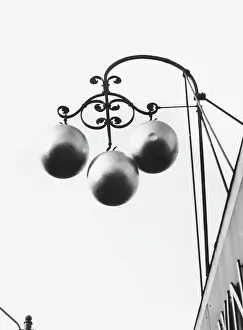 1282: PAWNBROKER SIGN/1940S