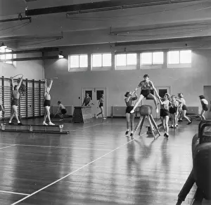 Leapfrog: PE CLASS/MELTON MOBRAY