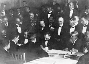 Diplomats: Peace agreement between Ukraine and Germany, 1918