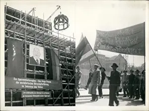 Admirals: Peace demonstration, former state opera, East Berlin