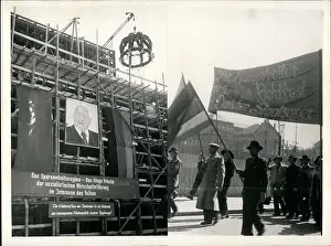 Wandel: Peace demonstration, former state opera, East Berlin