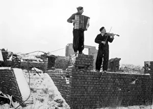 Zerstorungen: Peaceful invaders on the island of Helgoland