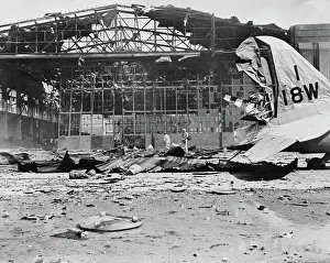 Hickam: Pearl Harbor - air force - destruction - WWII