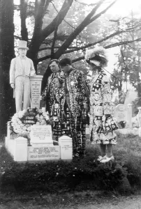 Pearly: PEARLY KING GRAVE