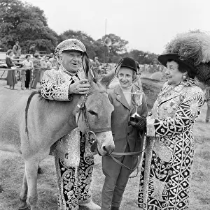 Pearly: Pearly King And Queen