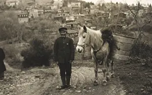 Bins: Peasant man with horse