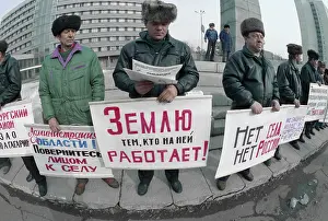 Districts: Peasant picket in Orenburg