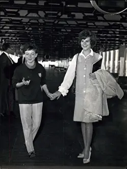 Romani: Peggy March, young American singer
