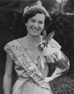 Bramber: Peggy Phillips, Bonfire Queen of Beeding and Bramber