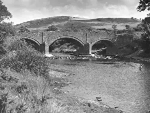 Bont: PEN-Y-BONT BRIDGE