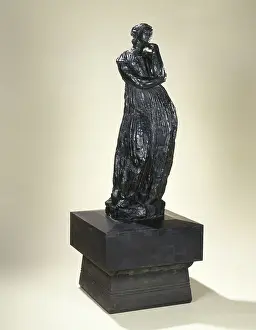 Bourdelle: Penelope on a plinth