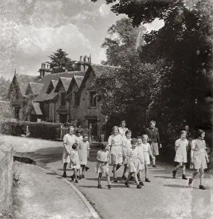 Trentham: Penkhull Children on ramble to Trentham