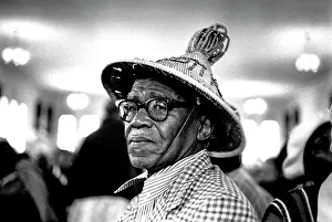 Seopedi: Pensioners waiting in queue