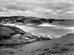 Pentewan: Pentewan, Sconhoe Farm and the Beach 1931